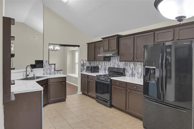 Building Photo - 202 Matlock Meadow Dr