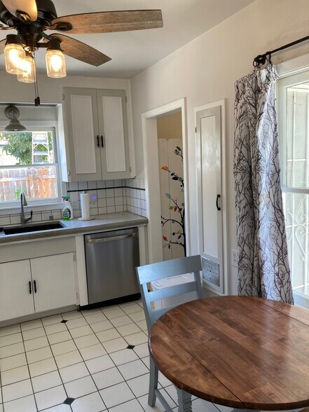 Building Photo - 76955 Indian Valley Rd