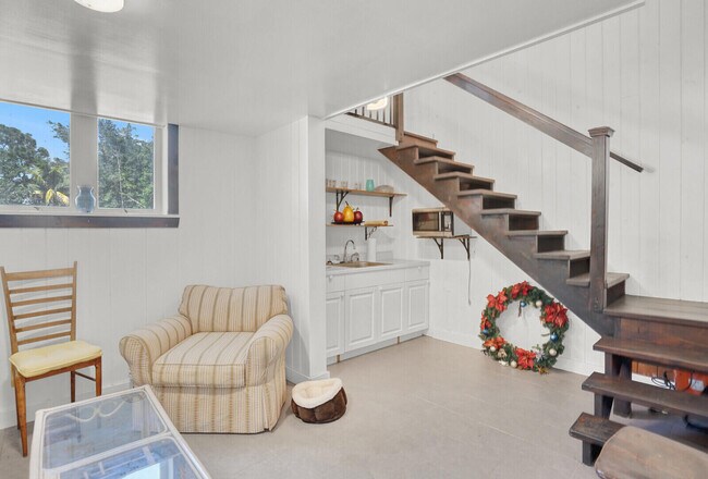 Building Photo - 11231 Ira Ln