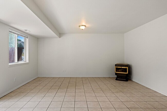 Building Photo - 3408 E 48th Ct