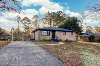 Building Photo - 2663 Hicks Rd