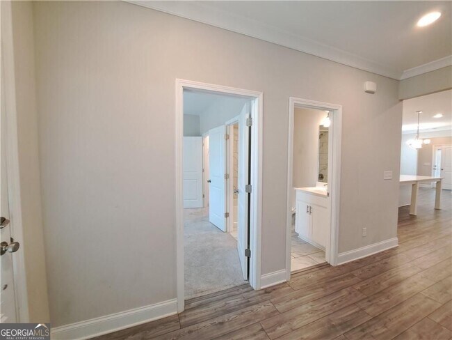 Building Photo - 637 Stan Hope Ln