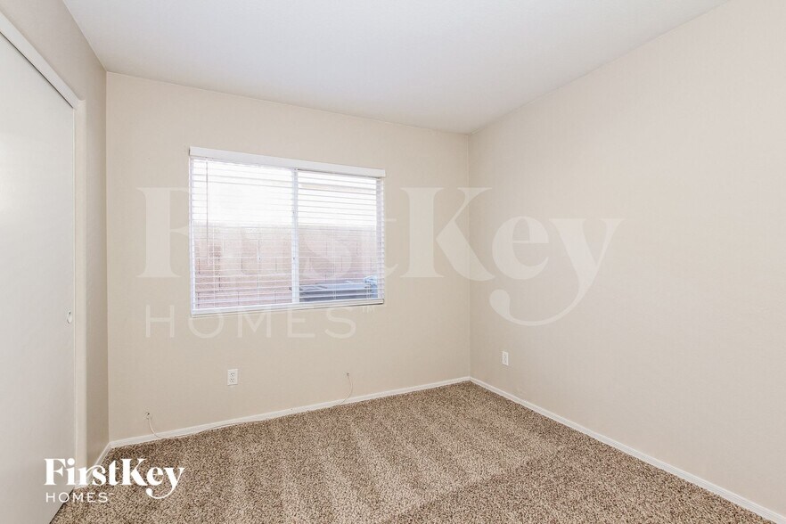 Building Photo - 21812 N 36th Ln