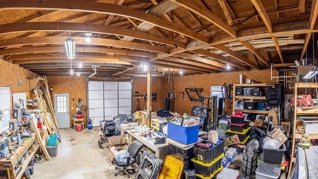 Building Photo - 12840 Ruby Rd