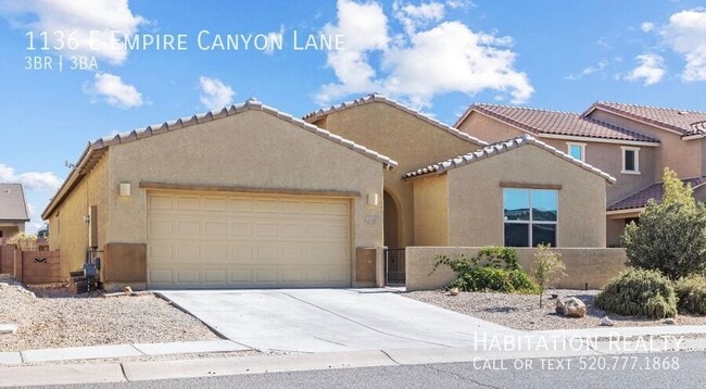 Building Photo - 1136 E Empire Canyon