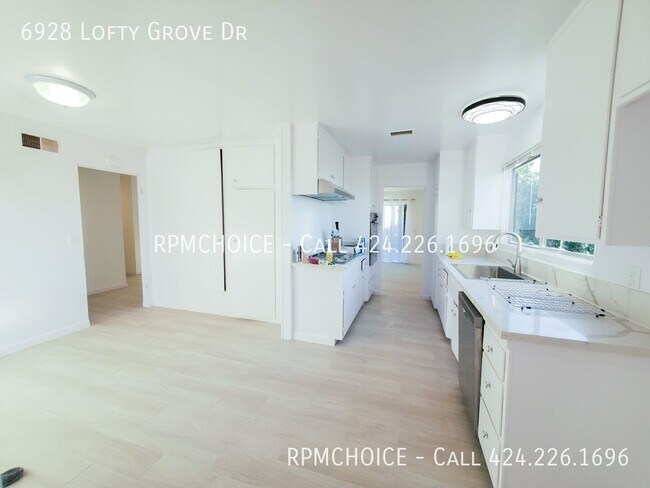 Building Photo - 6928 Lofty Grove Dr