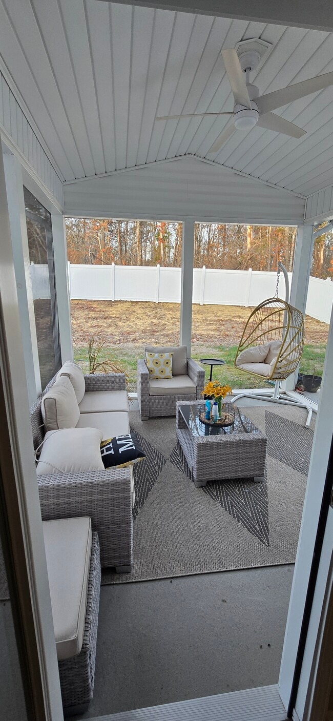 Building Photo - 4227 Canter Crk Ln