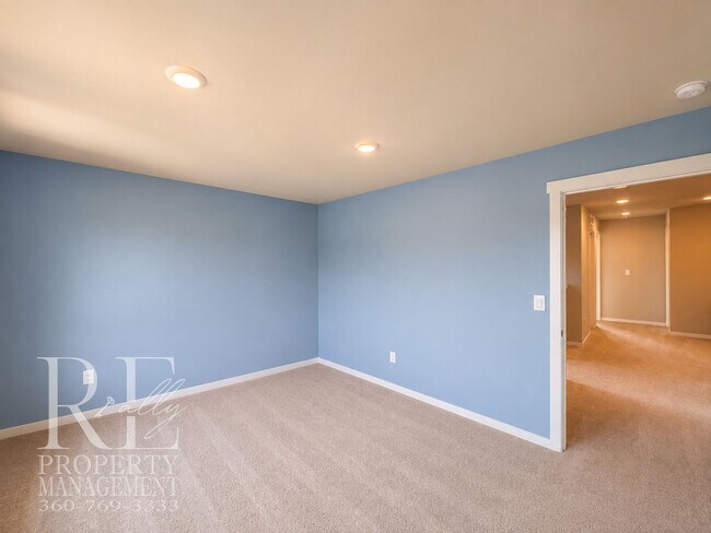 Building Photo - 6657 Yorktown Pl NE