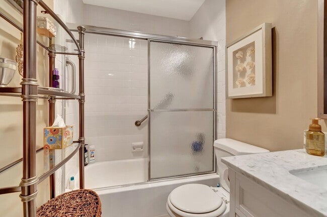 Building Photo - 13194 Lucinda Palm Ct