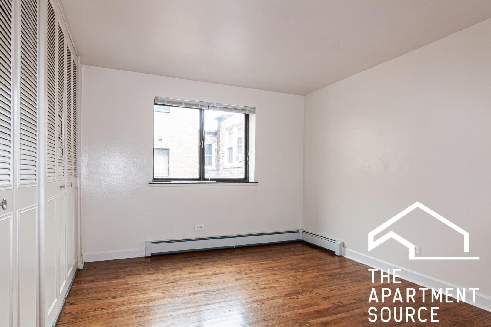 Building Photo - 6011 N Winthrop Ave