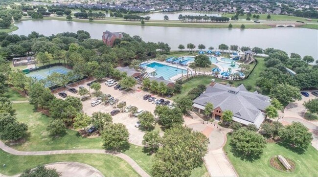 Building Photo - 18306 S Austin Shore Dr