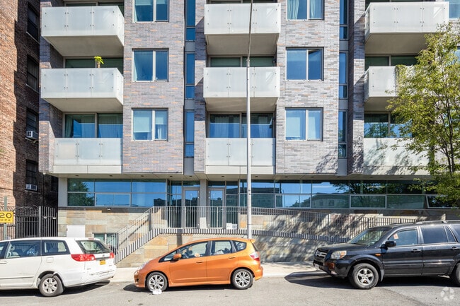 Building Photo - The Ammann