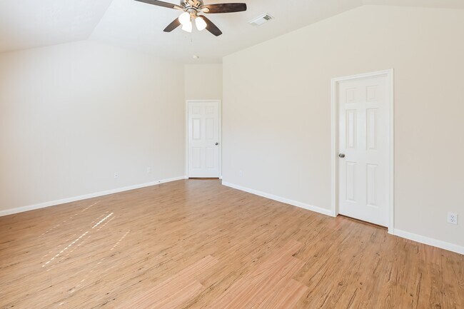 Building Photo - 2506 Fox Water Dr