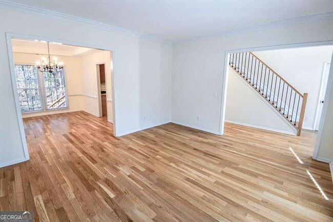 Building Photo - 1865 Oak Tree Hollow