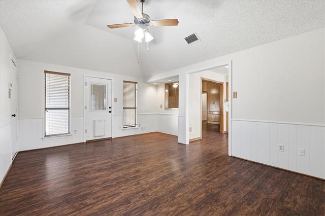 Building Photo - 1774 Clydesdale Dr