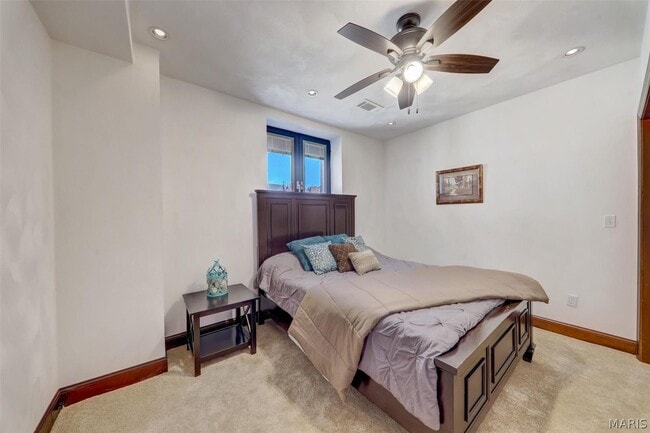 Building Photo - 3681 Lindell Blvd