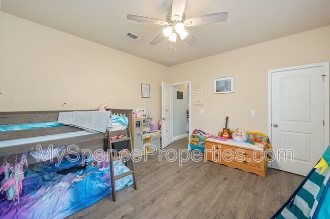 Building Photo - 3597 Autumn Woods Dr