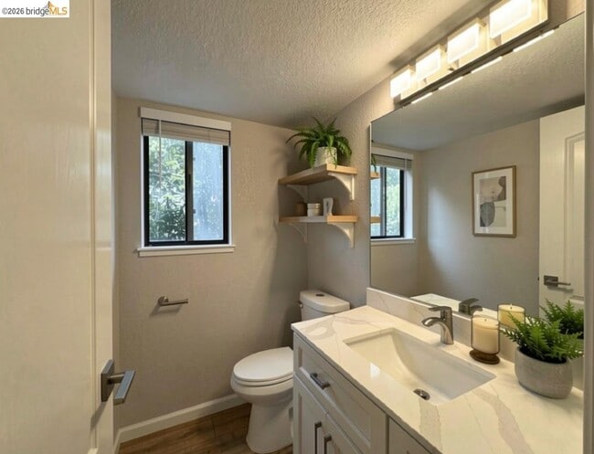 Building Photo - 20647 Maria Ct