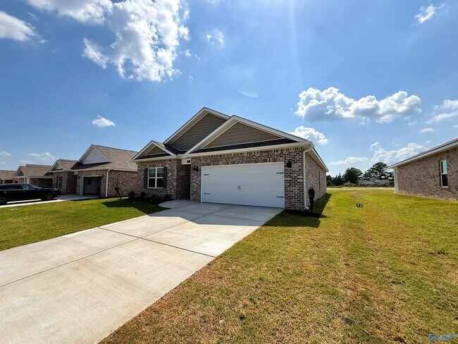 Building Photo - 124 Betty Williams Dr