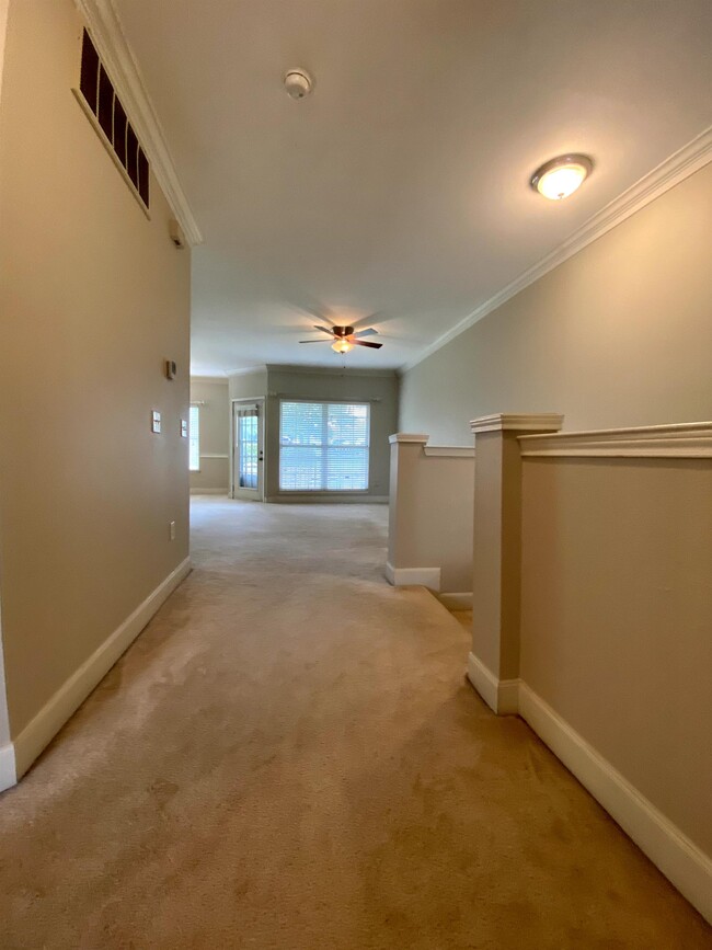 Building Photo - 11600 Tomahawk Creek Pkwy
