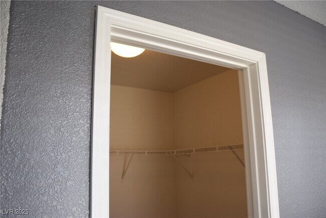 Building Photo - 8148 Finch Feather St