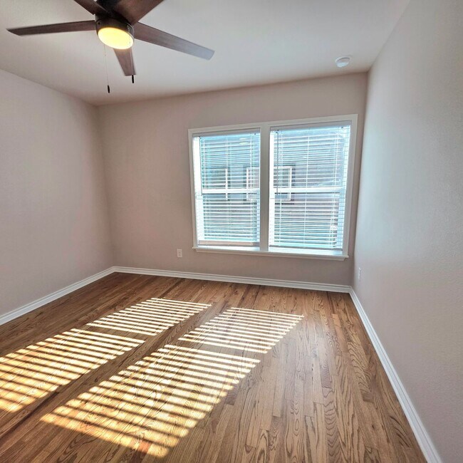 Building Photo - Charming remodeled 3-bedroom home for lease!