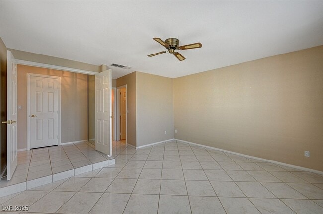 Building Photo - 6317 W Canyon Ridge Dr