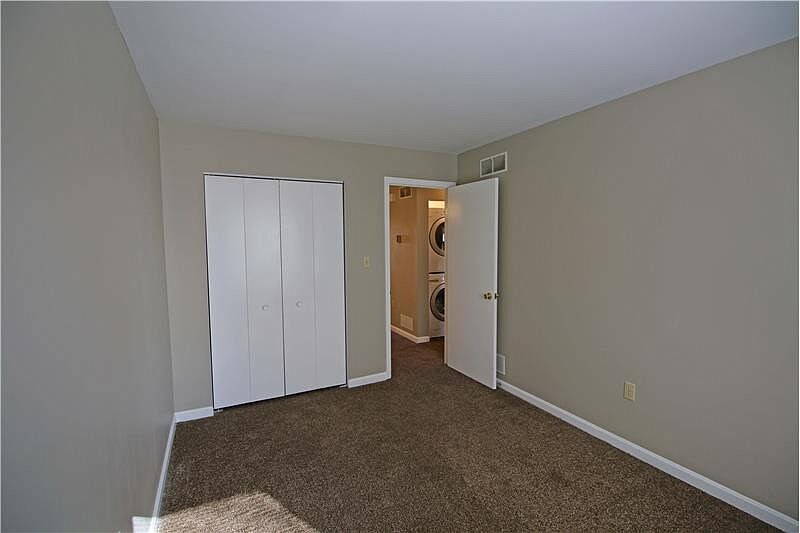 Building Photo - 4225 Roth Ln