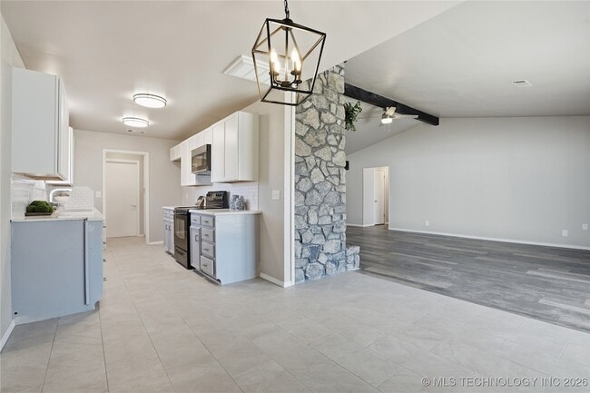 Building Photo - 7450 N 117th E Ave