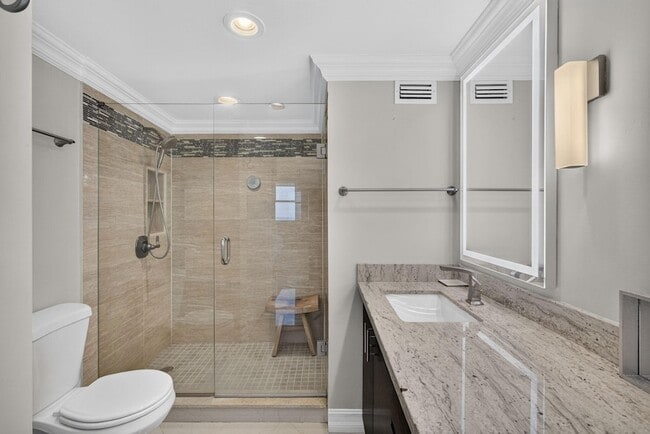 Building Photo - 5400 N Ocean Dr
