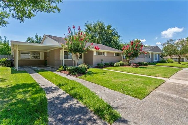 Building Photo - 7253 Onyx St