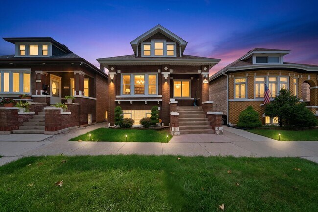 Building Photo - 2240 Highland Ave