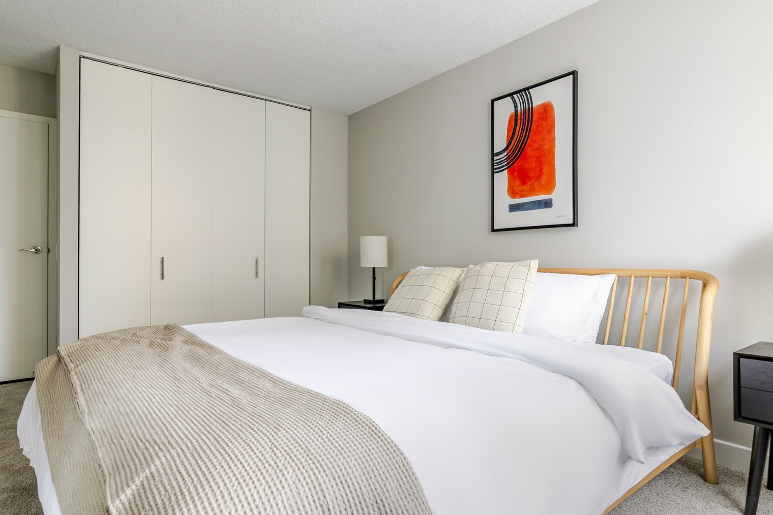 Building Photo - 77 W Huron St