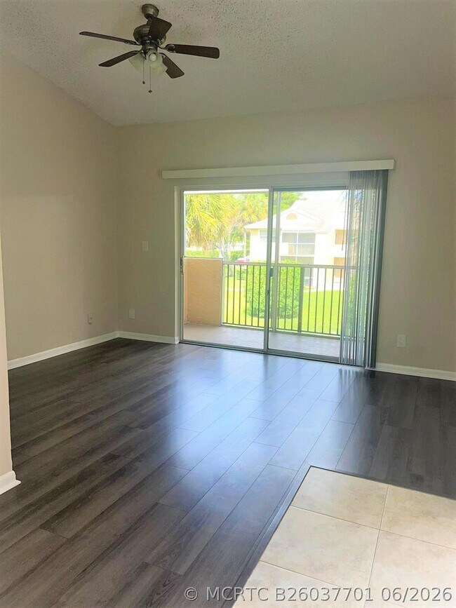 Building Photo - 751 Cypress Ln