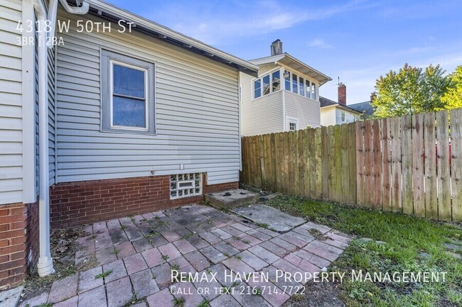 Building Photo - 4318 W 50th St