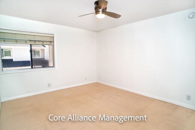 Building Photo - 18200 Andrea Cir S