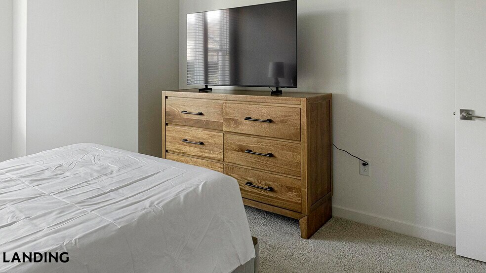 Building Photo - 2110 Birkhall St