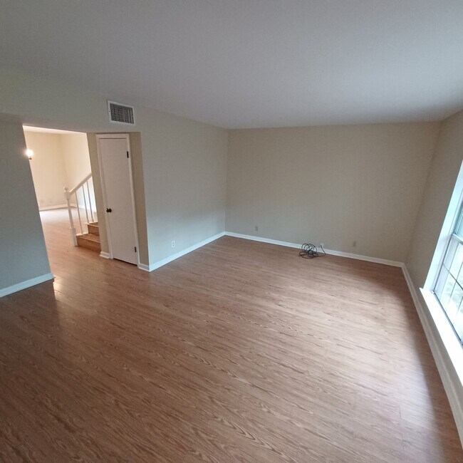 Building Photo - 3424 Northmoor St