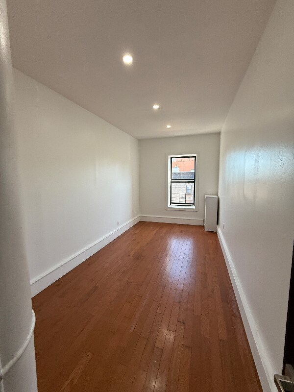 Building Photo - 1873 Prospect Pl