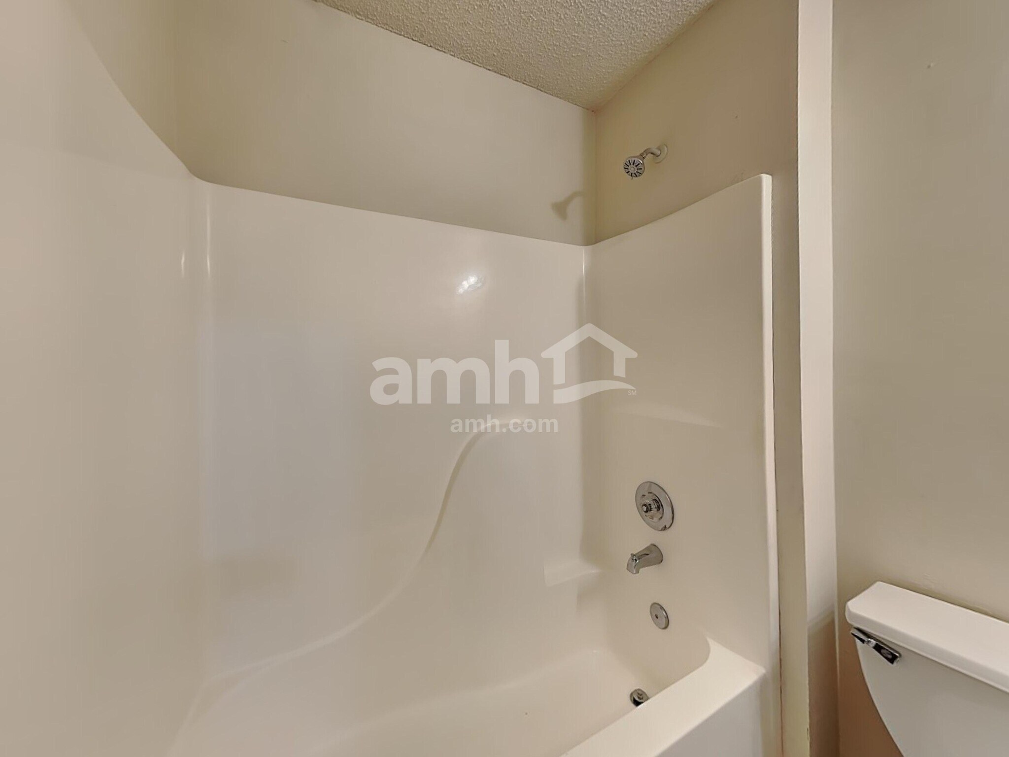 Building Photo - 750 Ashland Park Way