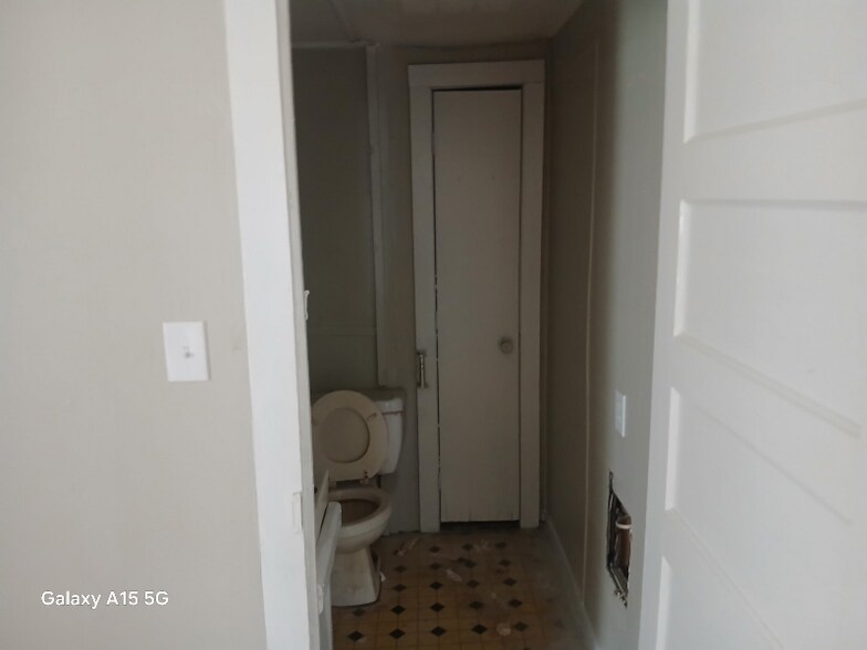 Building Photo - 3 Louisiana Ave