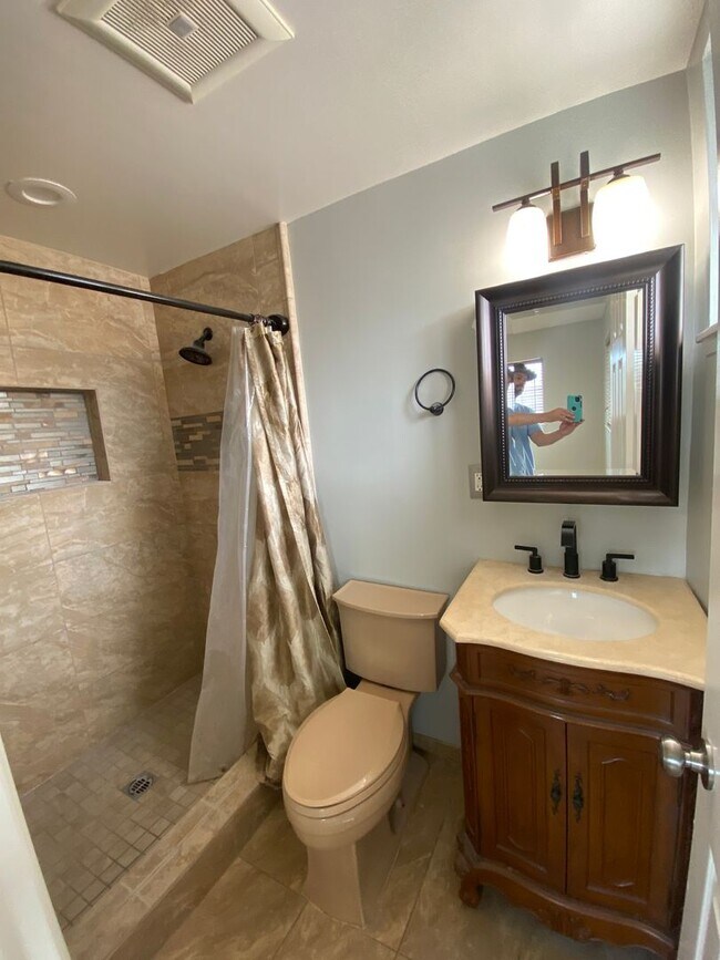 Building Photo - Updated 3 Bedroom Cypress House w/ Office ...