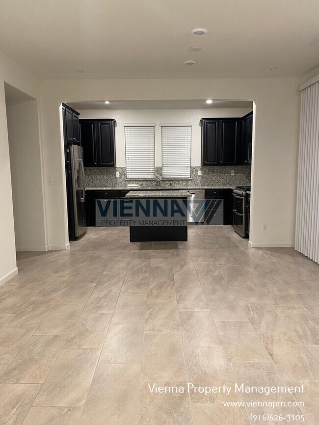 Building Photo - 1052 Essington Ln