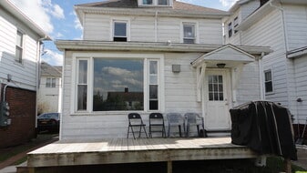 Building Photo - 353 Demain Ave