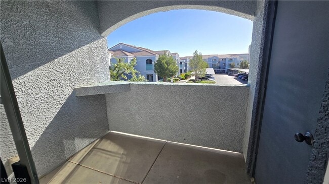 Building Photo - 6955 N Durango Dr