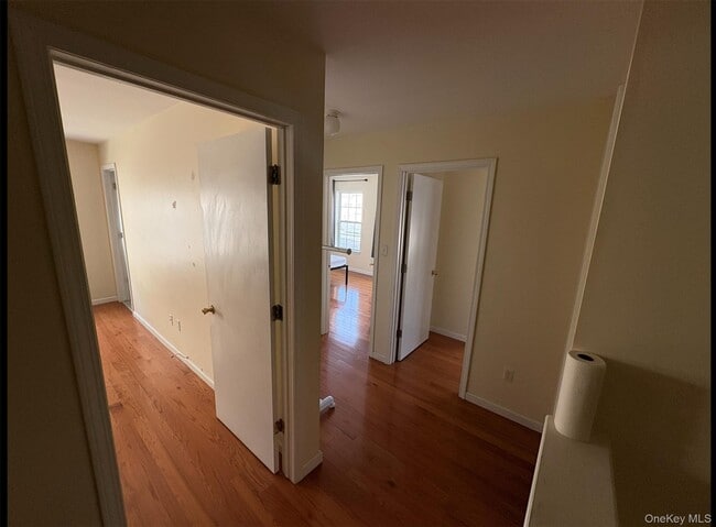 Building Photo - 51 Jordan Ln