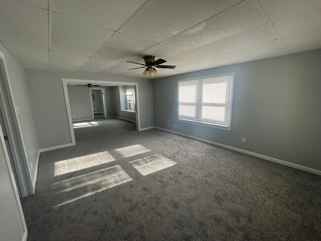 Primary Photo - Updated 2 Bedroom House W/ Fenced Yard and...