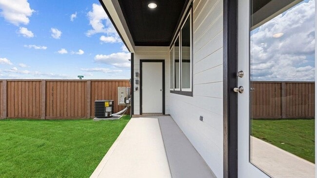 Building Photo - 3514 Lovebird Ln