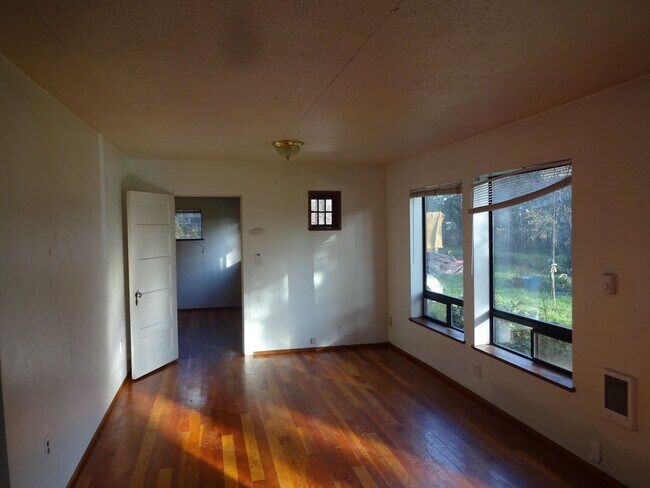 Building Photo - 1025Irving - FH