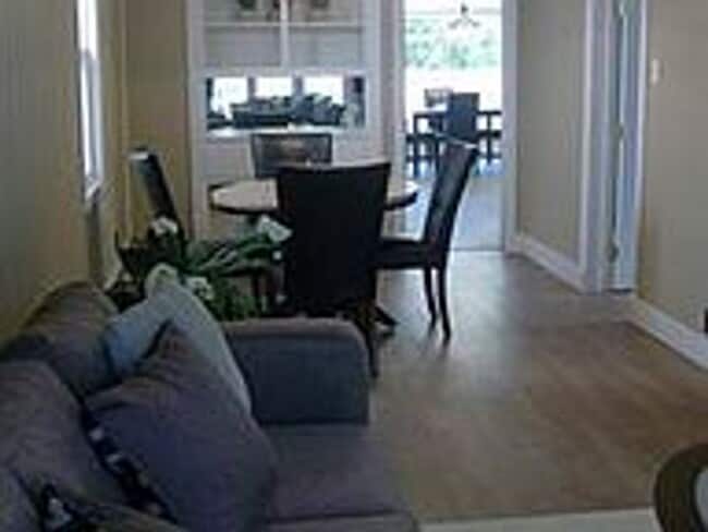 Building Photo - AVAILABLE JUNE - 3 Bed, 1 Bath Updated Home!